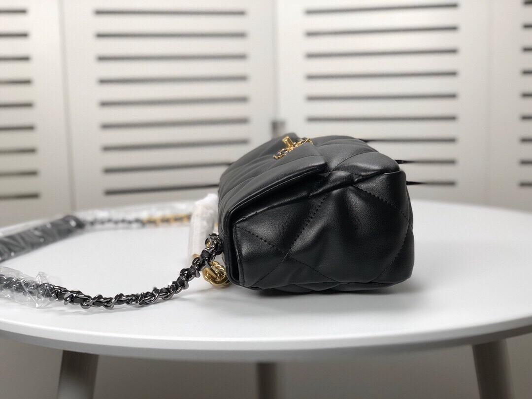 CHANEL シャネル ショルダーバッグ