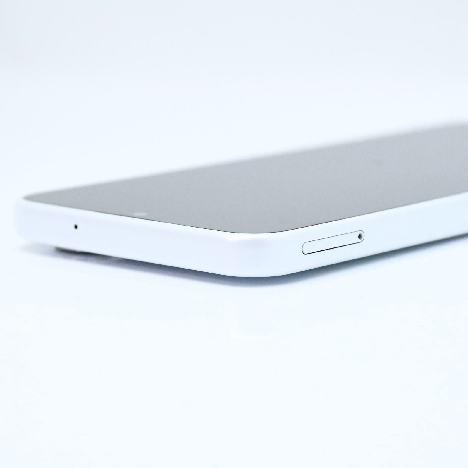 美品★Libero 5G IV A302ZT ホワイト 美品】SIMフリーYmobile Libero 5G 割引 IV A302ZT ホワイト