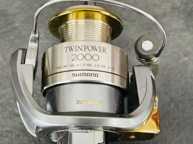 スピニングリール 美品 【中古】SHIMANO TWIN POWER 2000 シマノ 98