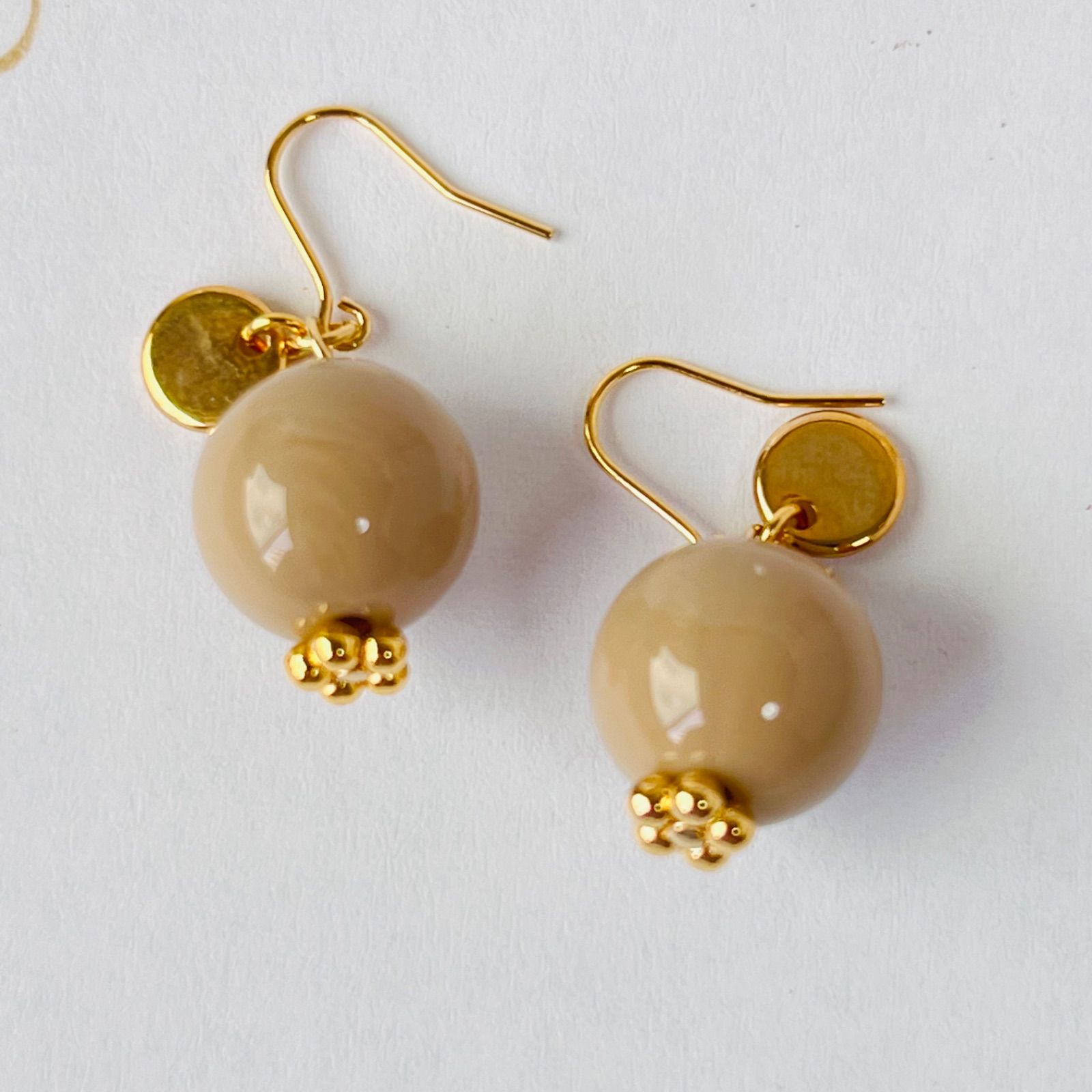 No.53 ハンドメイド シンプルピアス - メルカリ