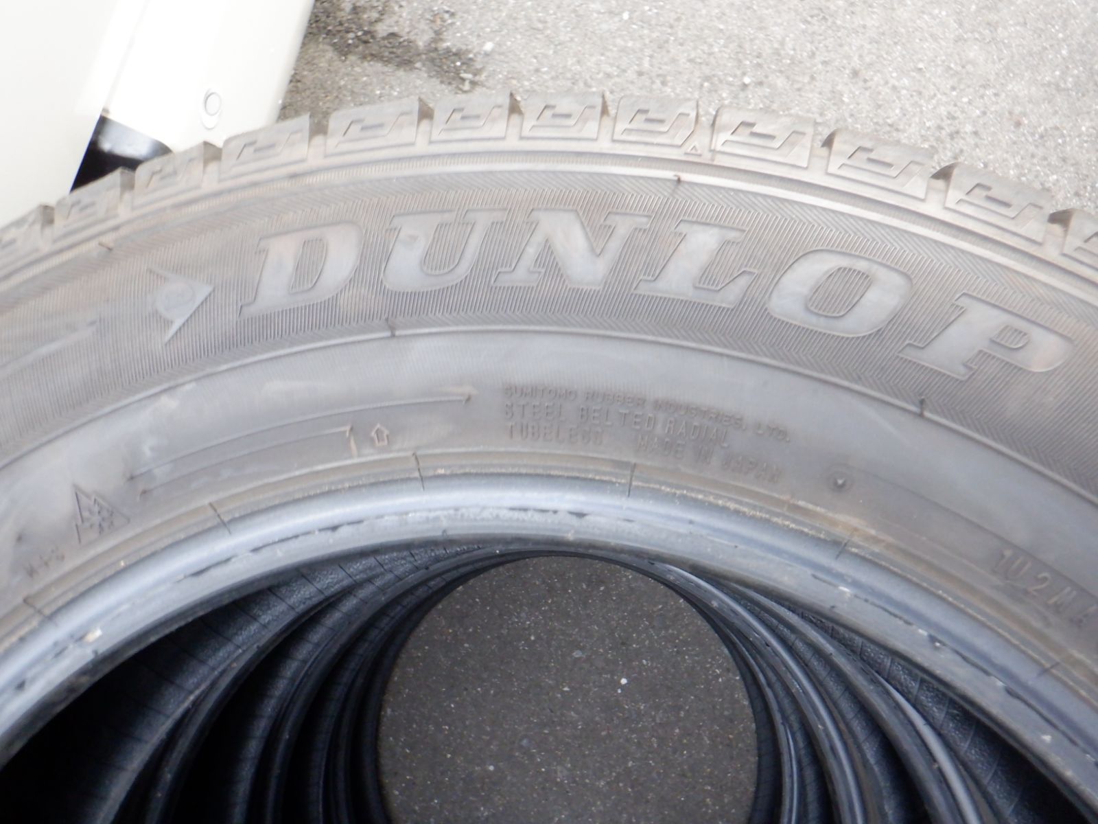 205 65 R 16 ダンロップ ウィンターマックス03 製 ４本 セレナ ティアナ エスティマなどに