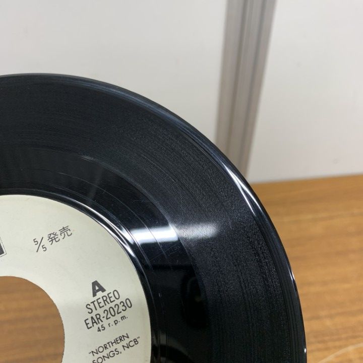 超希少！見本盤 非売品 ビートルズ EPレコード 白ラベル 日本盤 超希少！見本盤 非売品 ビートルズ EPレコード 白ラベル 日本盤