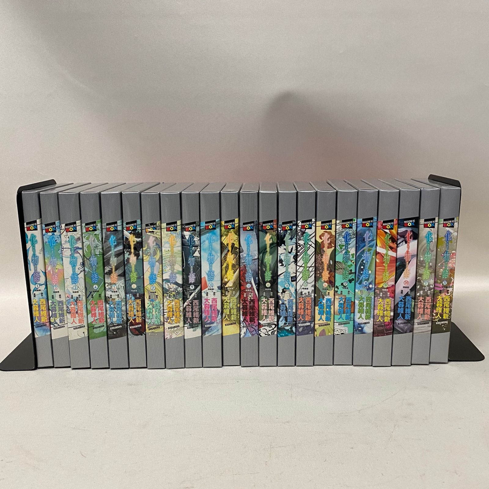 【特装版】化物語 バケモノガタリ 22 特装版(未開封・イラストカード) 化物語 バケモノガタリ 22 特装版(イラストカード9枚付き) 初版】 化