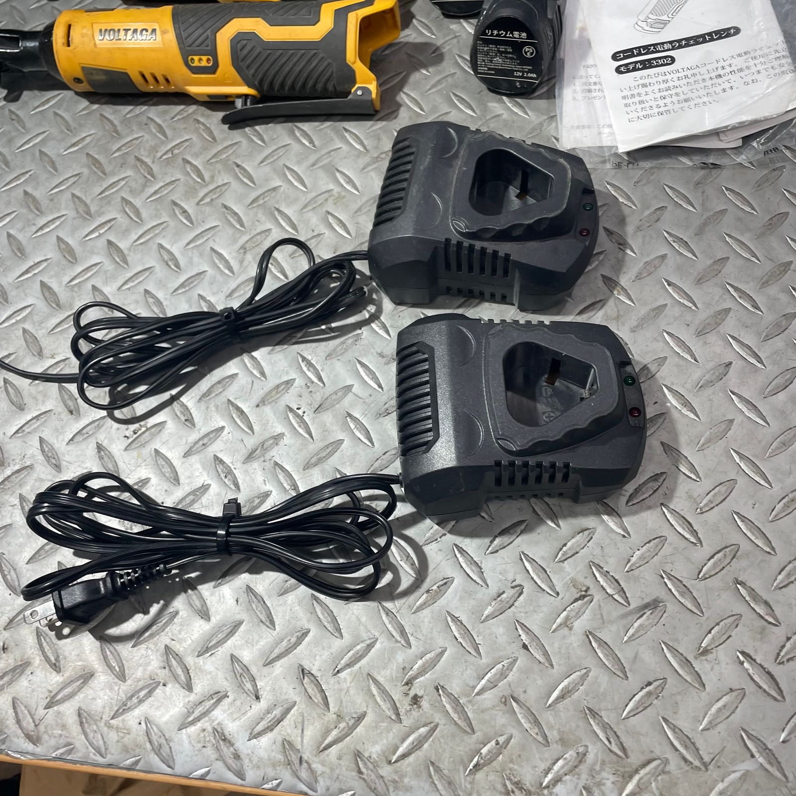 VOLTAGA 12Vコードレス電動ラチェットレンチ 3302 2台セット 差 VOLTAGA 12Vコードレス電動ラチェットレンチ 3302 2台セット 差