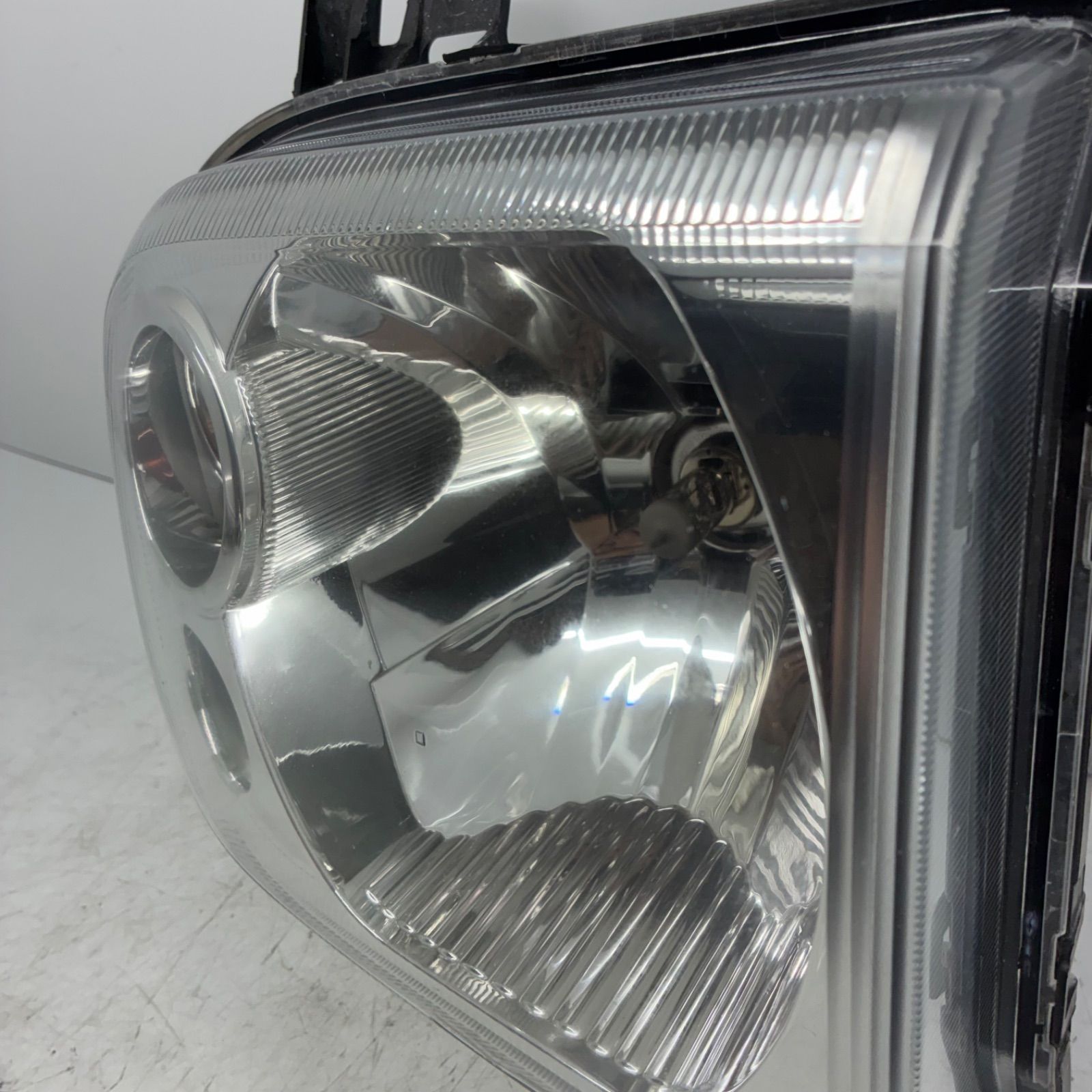 割れ無 コーティング済 スズキ HE21S アルト ラパン 前期 ヘッドライト ランプ レンズ 右側 運転席側 R ハロゲン AL LE01H685 P71545