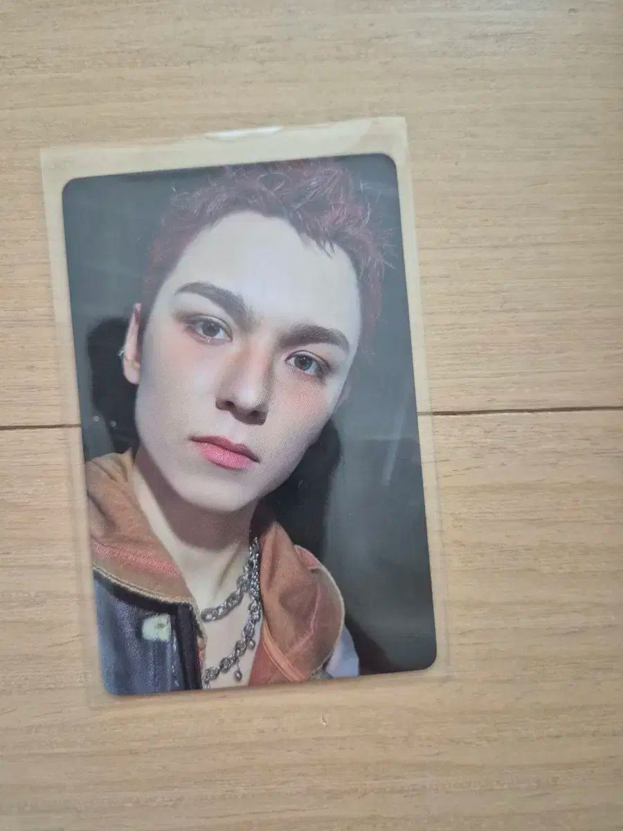SEVENTEEN(セブンティーン・セブチ) バーノン(VERNON・チェハンソル