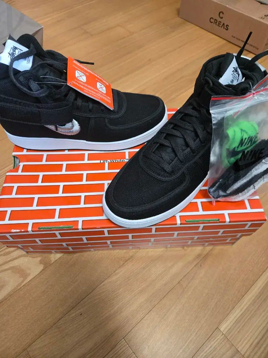NIKE ナイキ