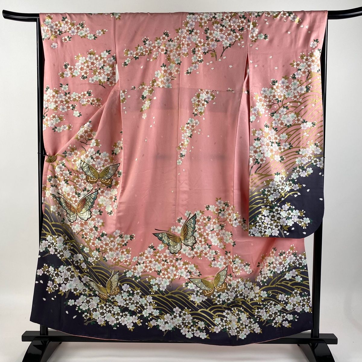 ≪美品≫振袖【395】【155㎝〜165㎝の方用】 振袖 身丈157cm 裄丈63cm S 袷 菊 桜 銀通し 金糸 赤 正絹 美品