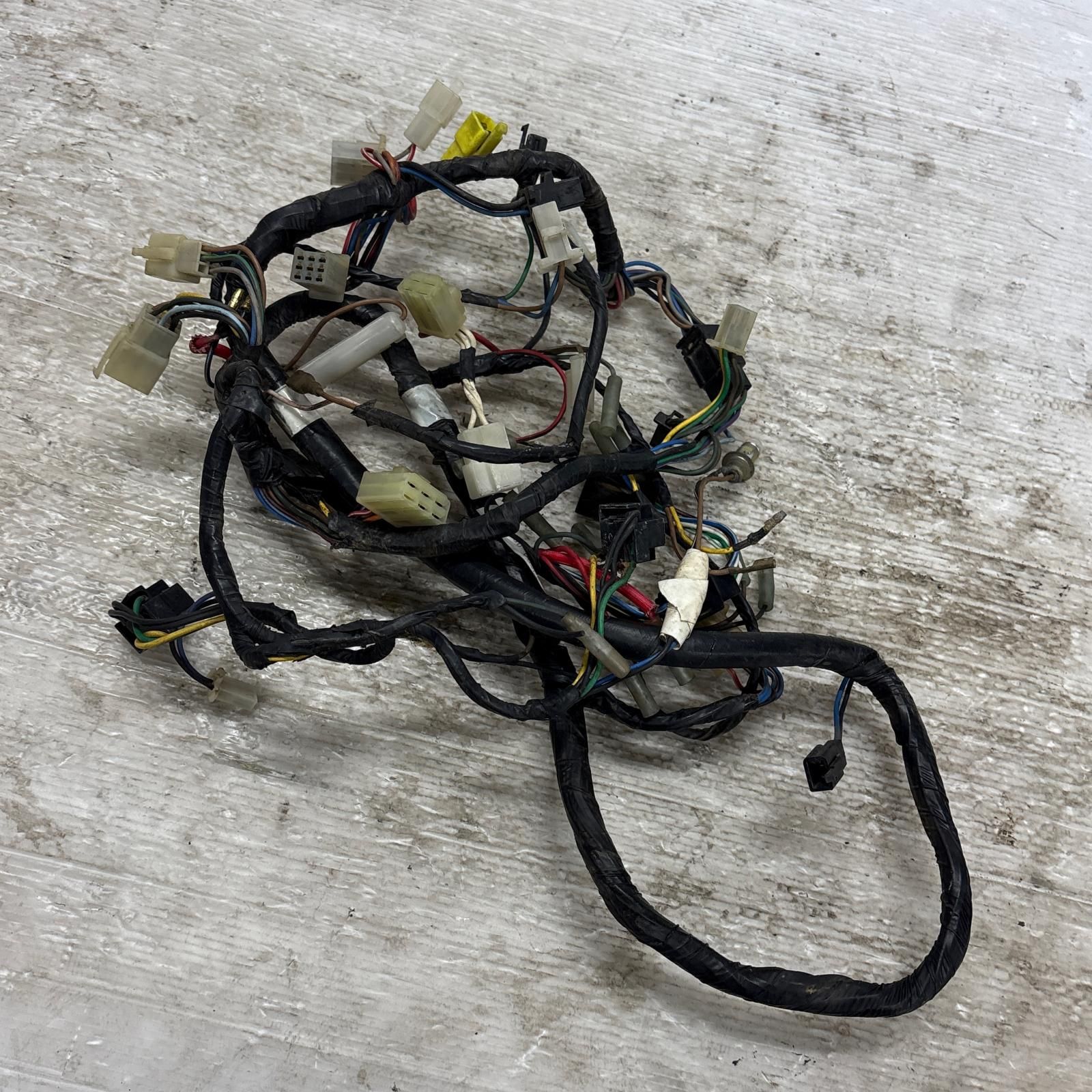 YAMAHA FZR250 2KR メインハーネス ヤマハ