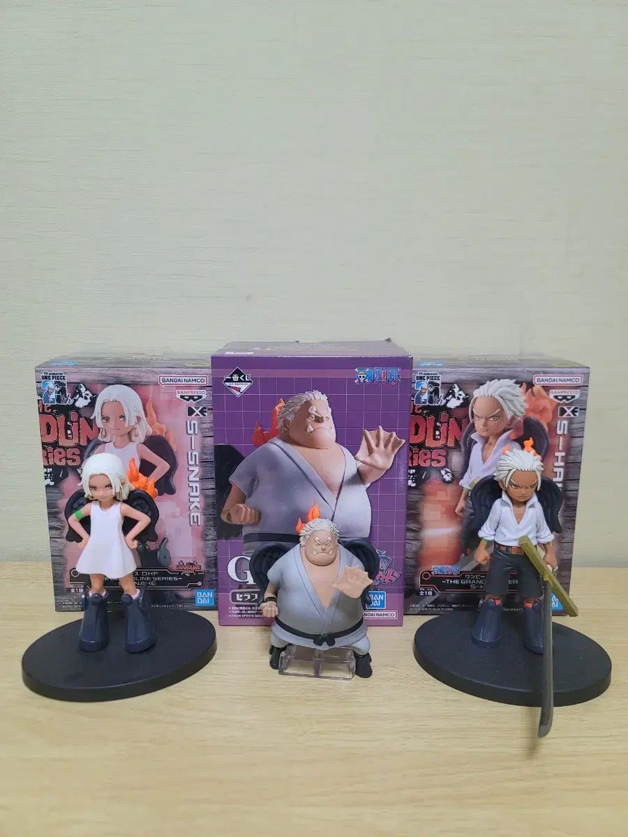 ONE PIECE（ワンピース） フィギュア 販売 (セラピム/バッチ