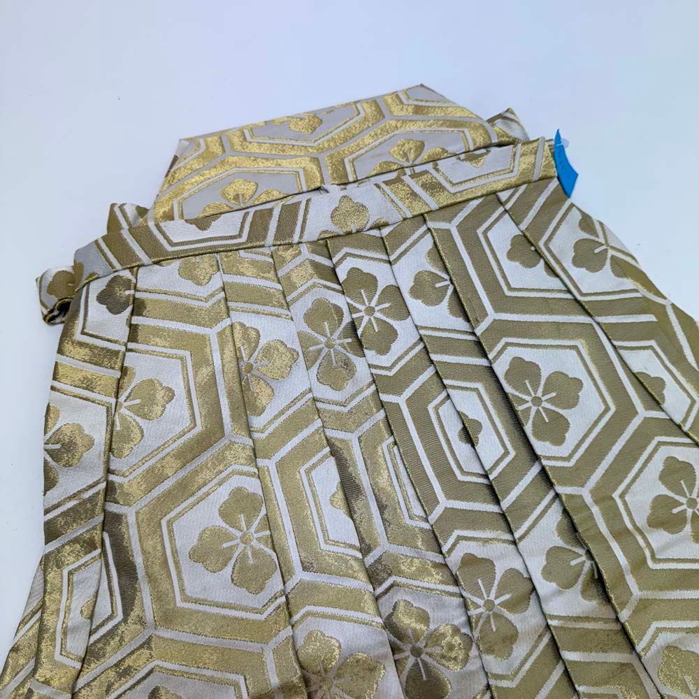 袴 馬乗り袴 男袴 紐下丈86cm 男性用袴 M-Lサイズ 成人式袴 白 金 4667