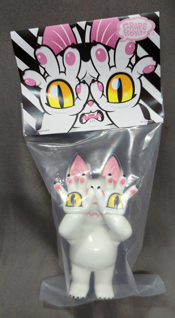 GRAPE BRAIN ジゴクネコおにぎり 白にぎり GRAPE BRAIN グレイプ ブレイン ジゴクネコ おにぎり 白 ソフビ