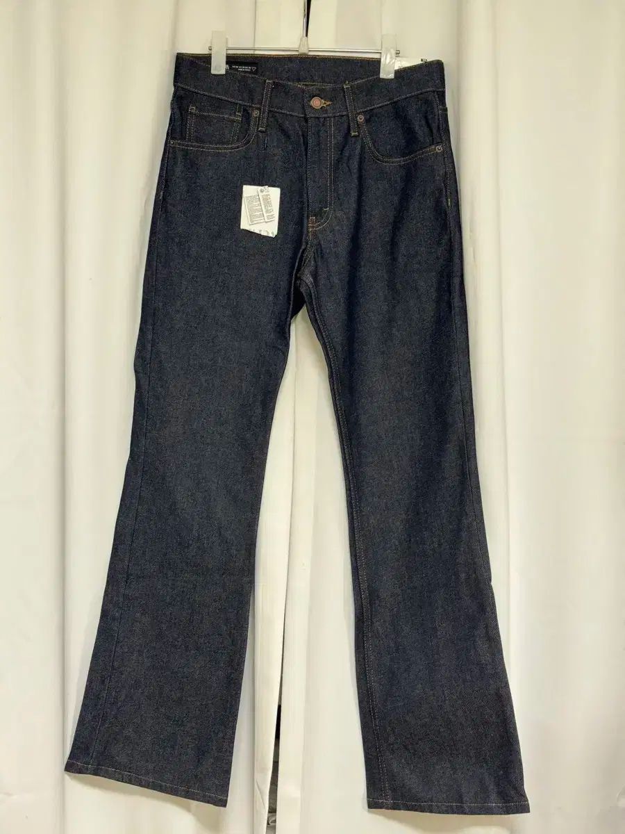 新品 フレアフィット 生デニム ノンウォッシュデニム 30