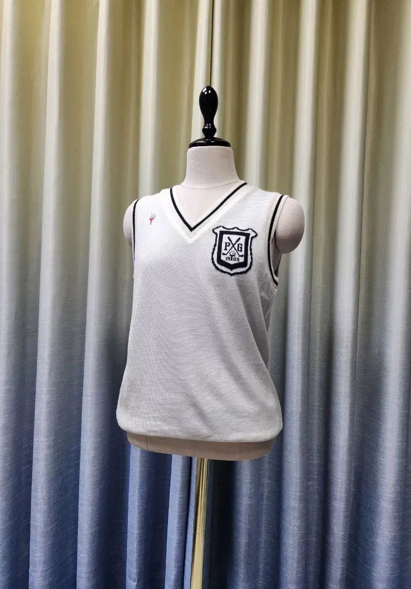 PEARLY GATES レディースウェア １リバーシブル＆ベスト兼用 正規品 PEARLY GATES(パーリーゲイツ) レディース リバーシブル ベスト