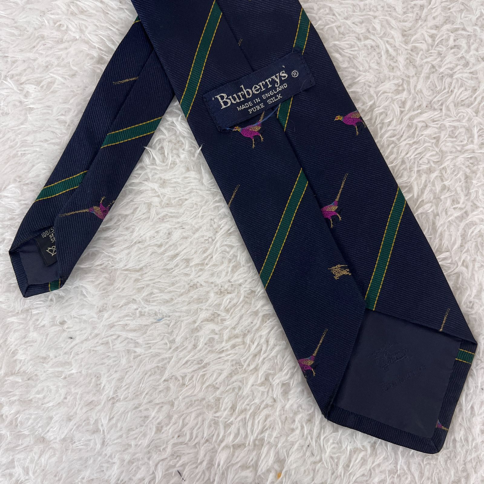 【美品】BURBERRY 総柄 シルク ネクタイ ビジネス フォーマル 仕事 紺 美品》Burberry (バーバリー) シルクネクタイ 総柄 レジメンタル