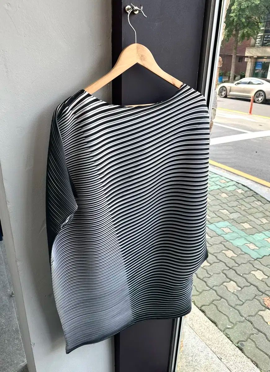 MIYAKE イッセイミヤケ