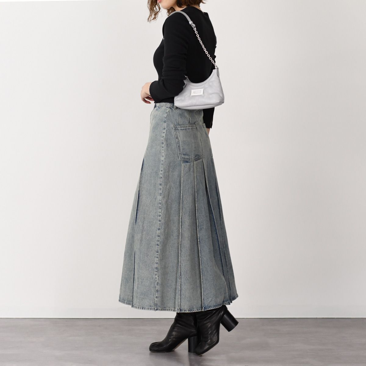 国内即送 MaisonMargiela ホーボー マイクロバッグ SB1WG0021 Maison Margiela メゾン マルジェラ MAISON MARGIELA SB1WG0021
