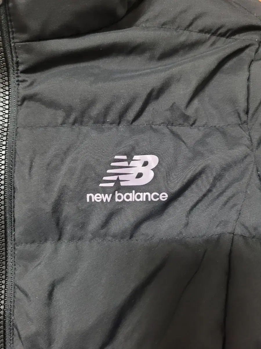 New Balance ニューバランス キッズ 130サイズ グースダウン