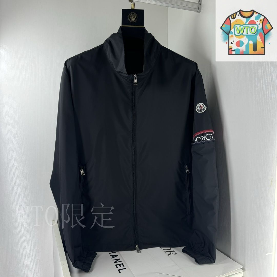 本日最終日❗️年末年始セール‼️ MONCLER ナイロンジャケット　サイズ3 今日特価】Moncler Classic Jacket（モンクレール クラシック