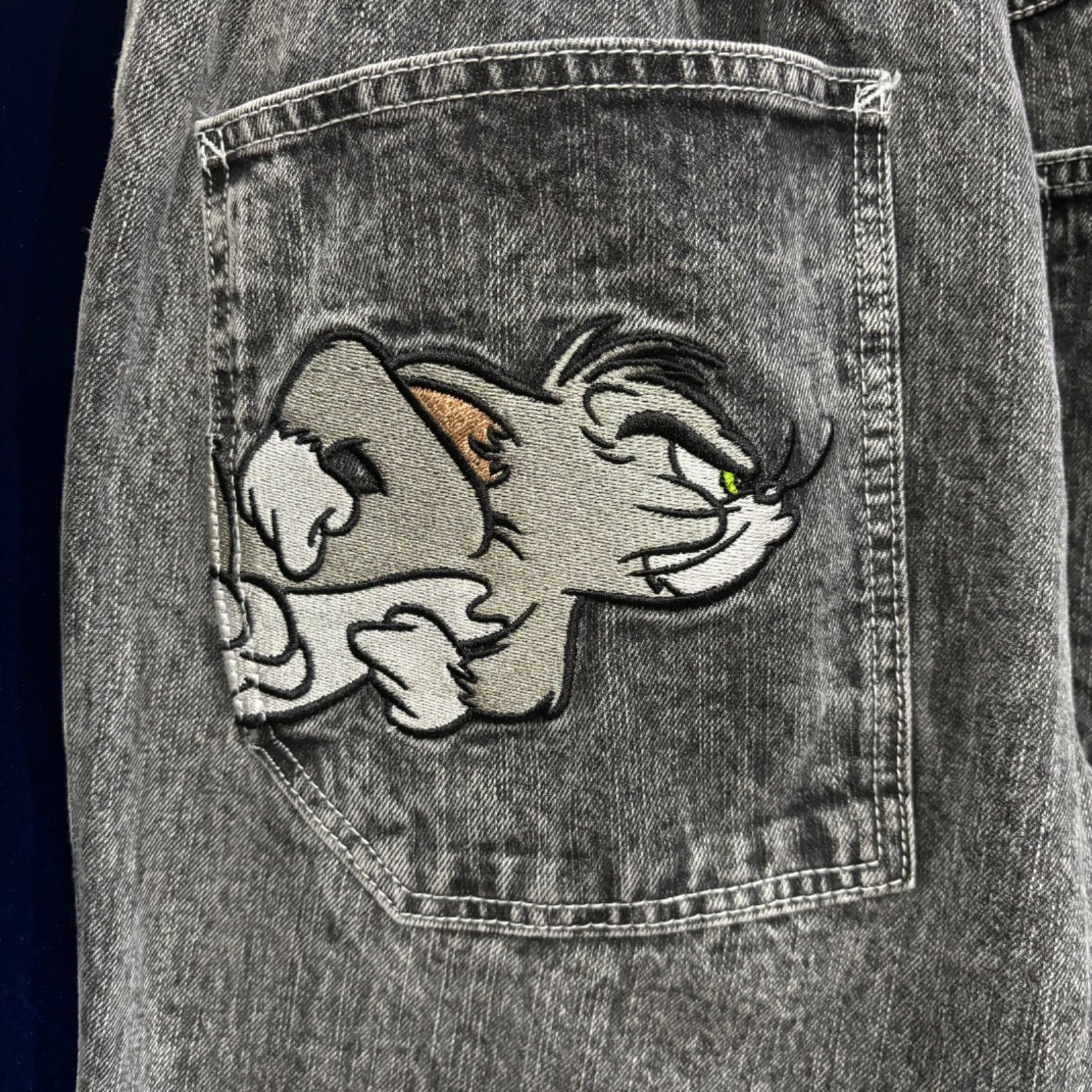 TOM&JERRY×Sequenzコラボ BUDDIES刺繍デニムパンツ】トムと