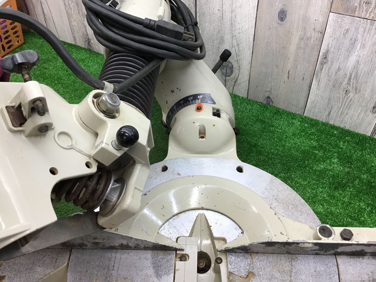 動作品 □マキタ