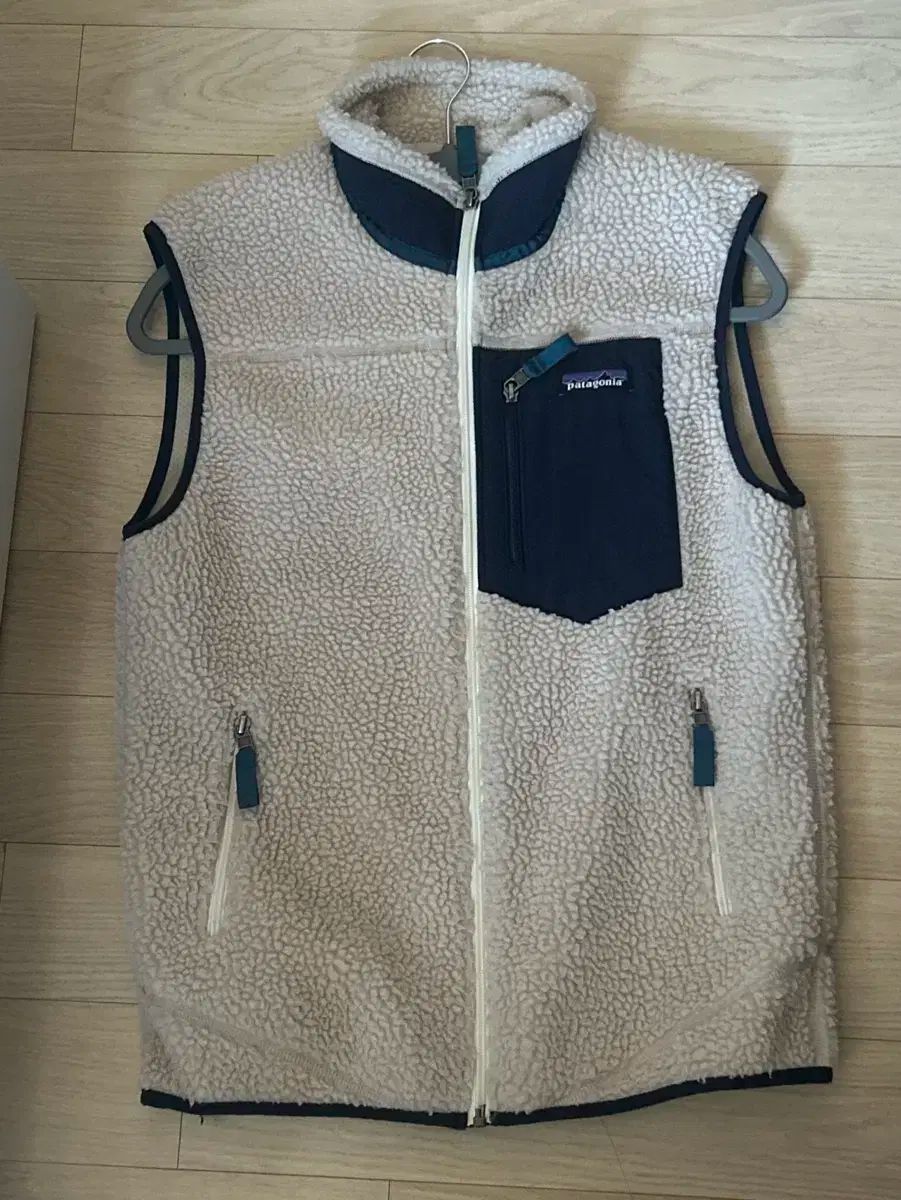 patagonia(パタゴニア) クラシック レトロ X ナチュラル ベスト
