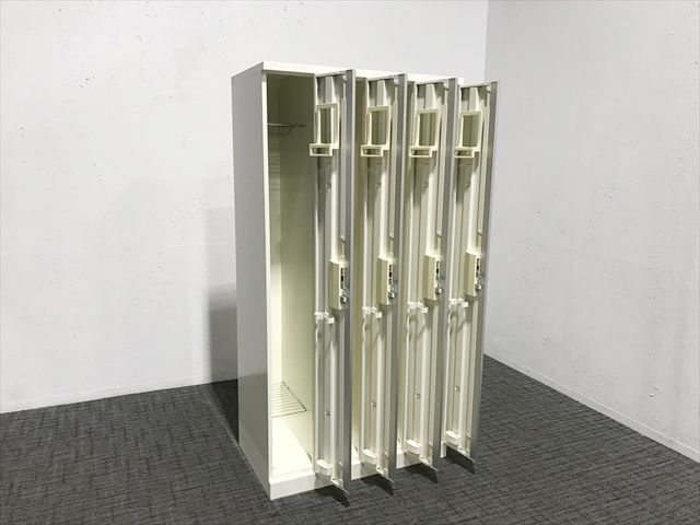 4人用ロッカー 鍵付き SZ型 オカムラ ネオホワイト