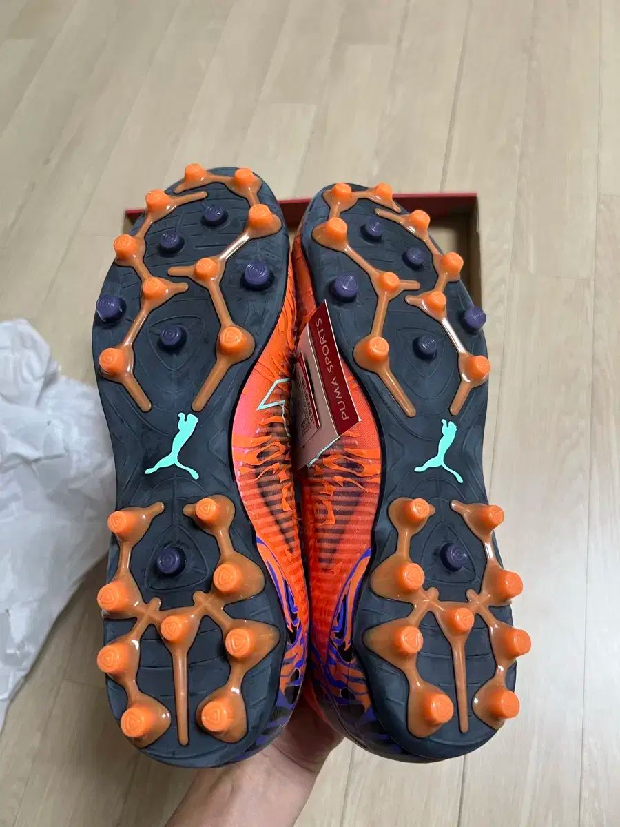 PUMA プーマ フューチャー 8 ウルトラ アルティメット mg 260