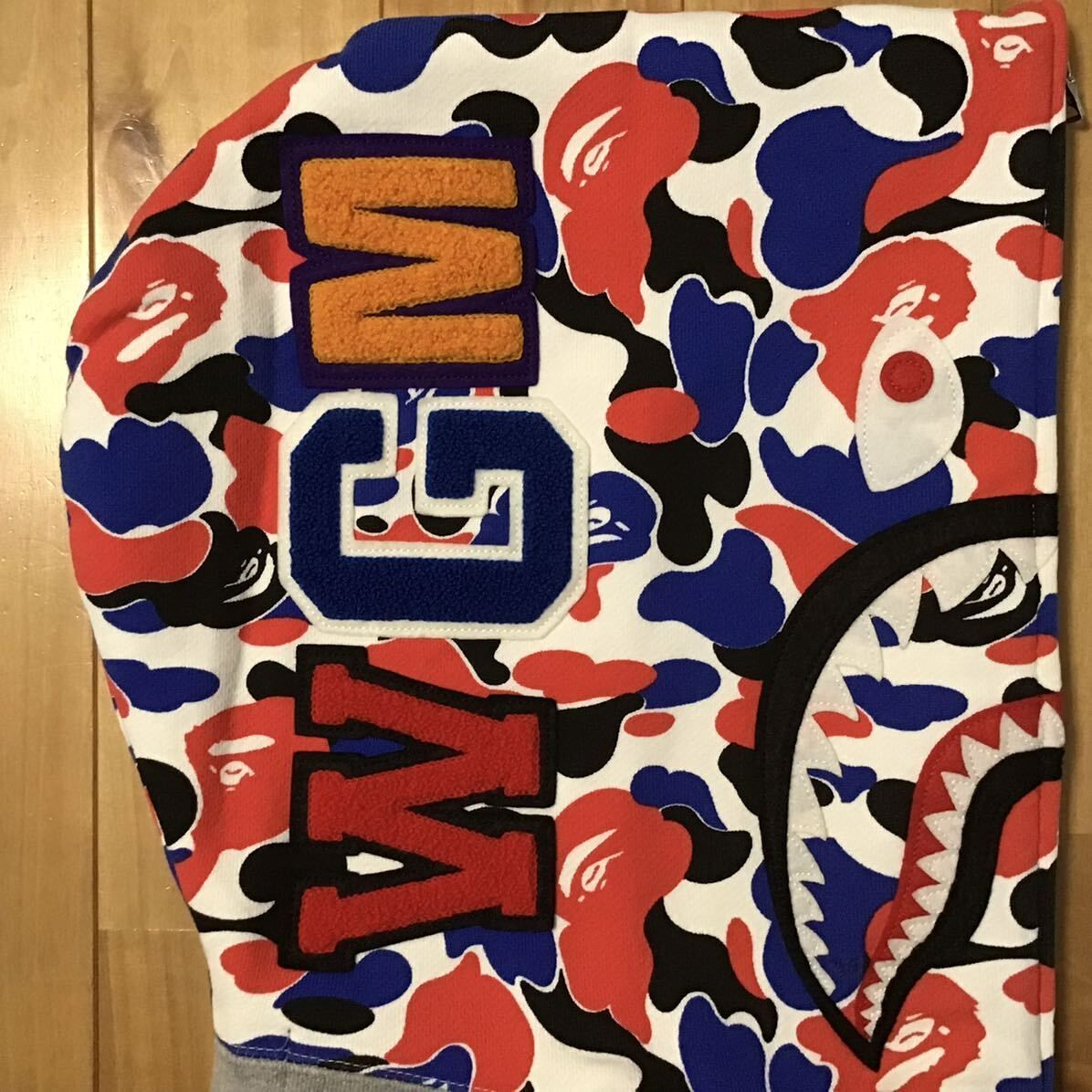 APEロンドン9周年シャーク パーカー WGM カモフラージュ柄