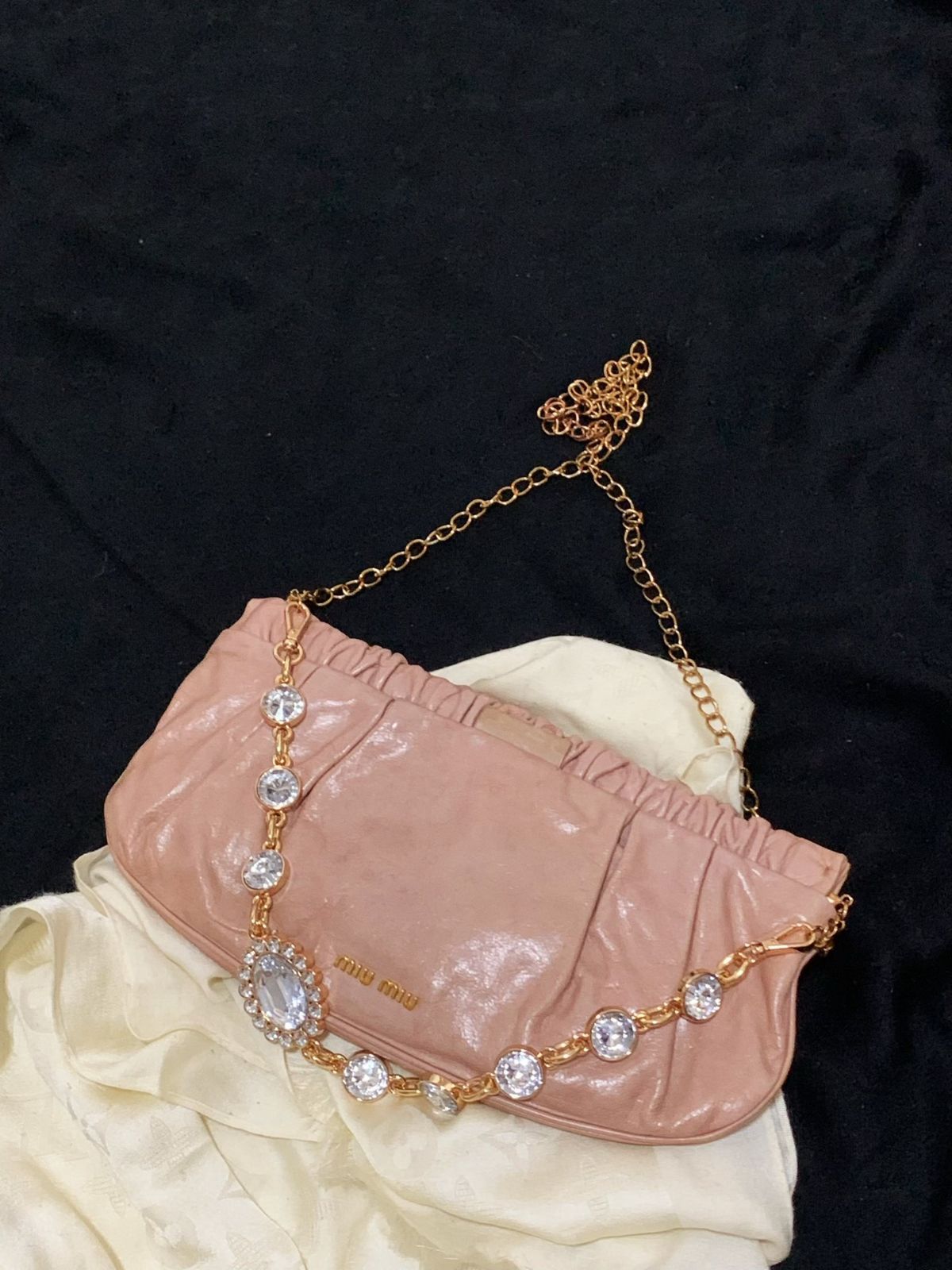 ミュウミュウ miumiu ピンクゴールド ピンクベージュ ピンク ハンドバッグ 金口バッグ 麻雀バッグ プリーツ ショルダーバッグ トートバッグ ショルダーバッグ レトロバッグ バッグ