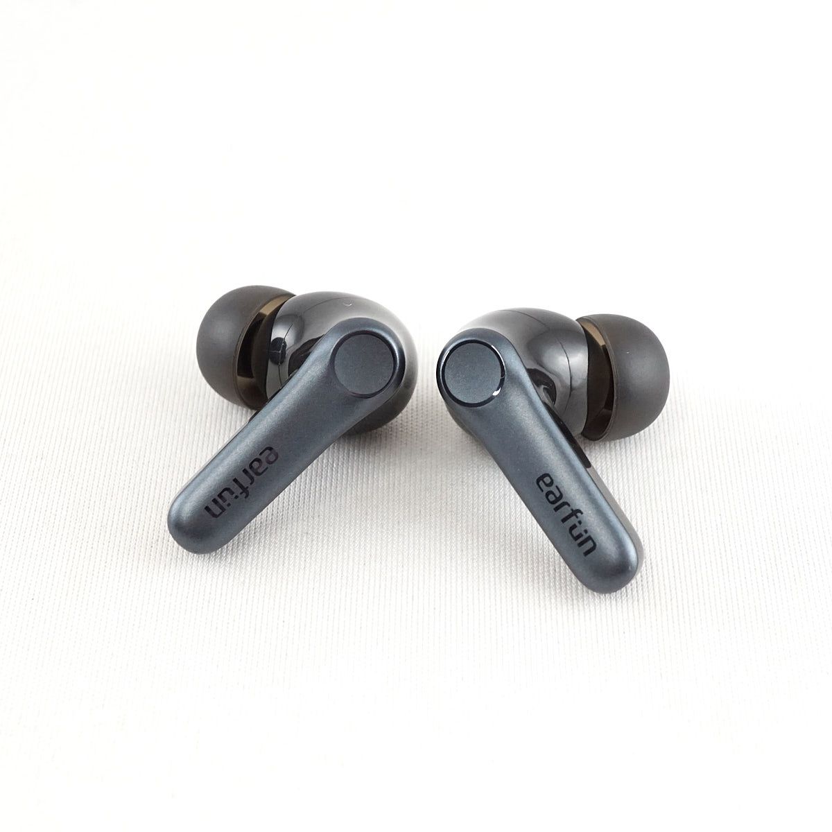 EarFun Air Pro 4 完全ワイヤレスイヤホン USED美品 ノイズ