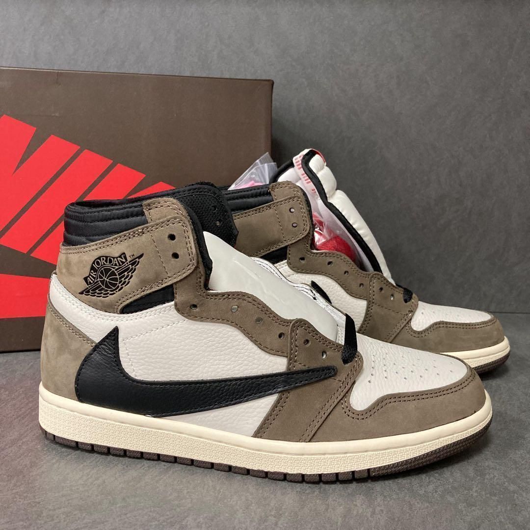 Travis Scott × Nike Air Jordan 1 High