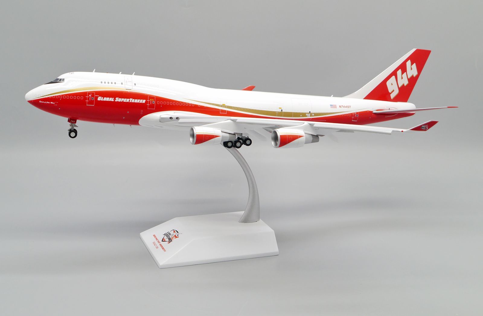 Jcwings グローバルスーパータンカー 747-400BCF 1/200 - メルカリ
