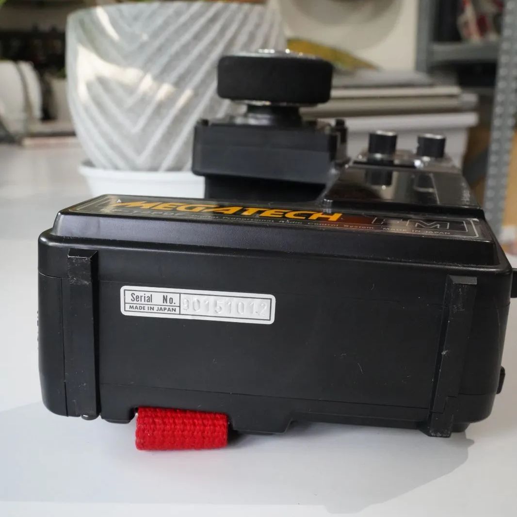 Futaba　デジタルプロポ　FP-2NL　ジャンク Futaba MEGATECH FM FP-T2PDF デジタルプロポ（送信機）日本製