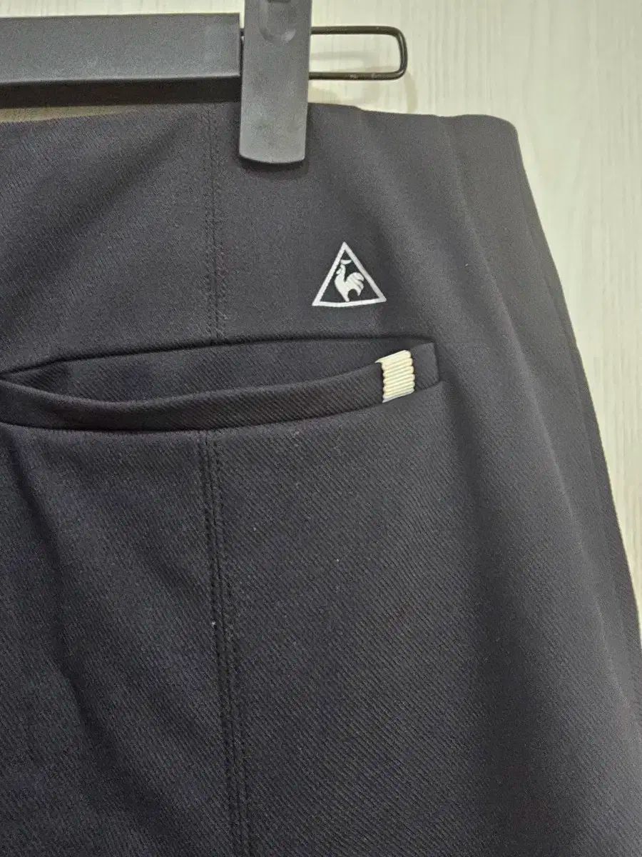 マルボンゴルフ レディース ゴルフウェア 紺 SML⭐キャップ付き新品未使用 マルボンゴルフ レディース ゴルフウェア 紺 SML⭐キャップ付き