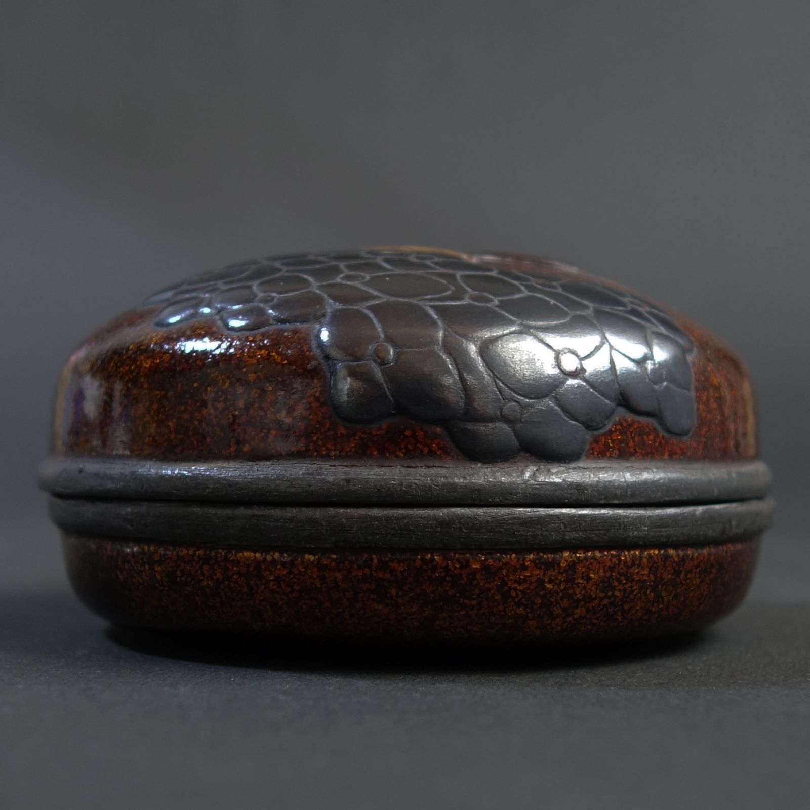 きんま香合　古道具　骨董　漆器 香合　茶道具　古美術 茶道具 塗師 前端春斎 千鳥蒔絵 舟香合 共箱 V 8008 - メルカリ