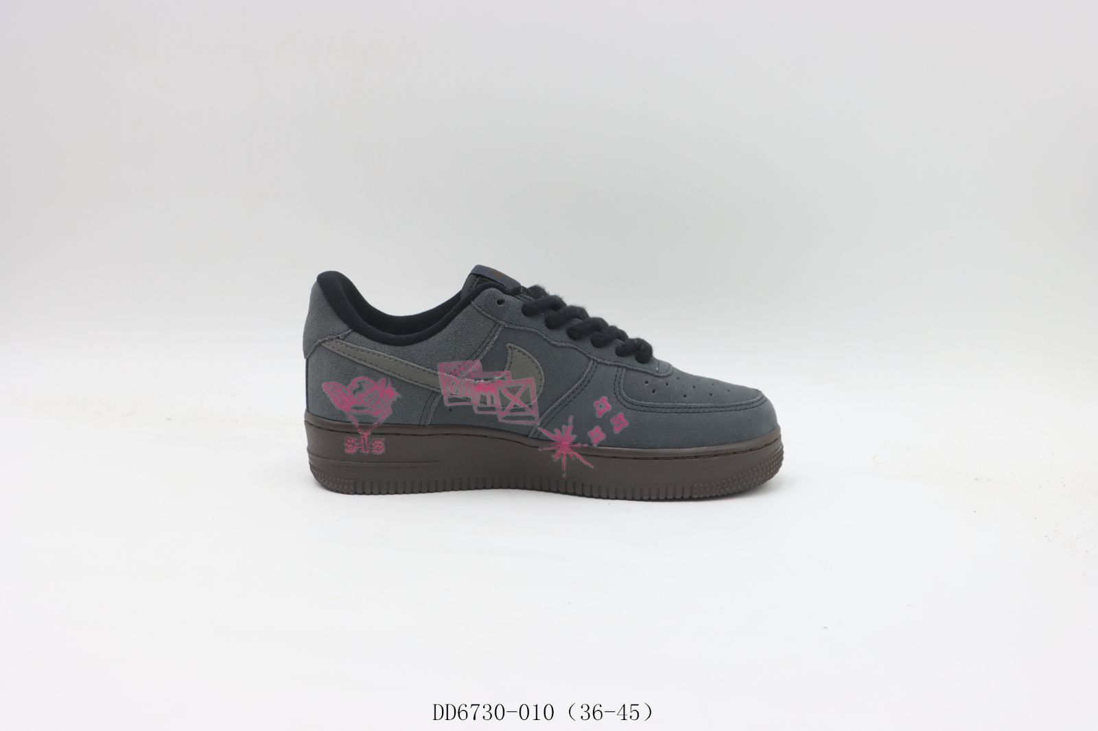 今日 ナイキ Nike スケートシューズ DD6730-010 グレー - ピンク