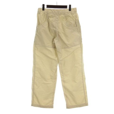 ライトベージュ