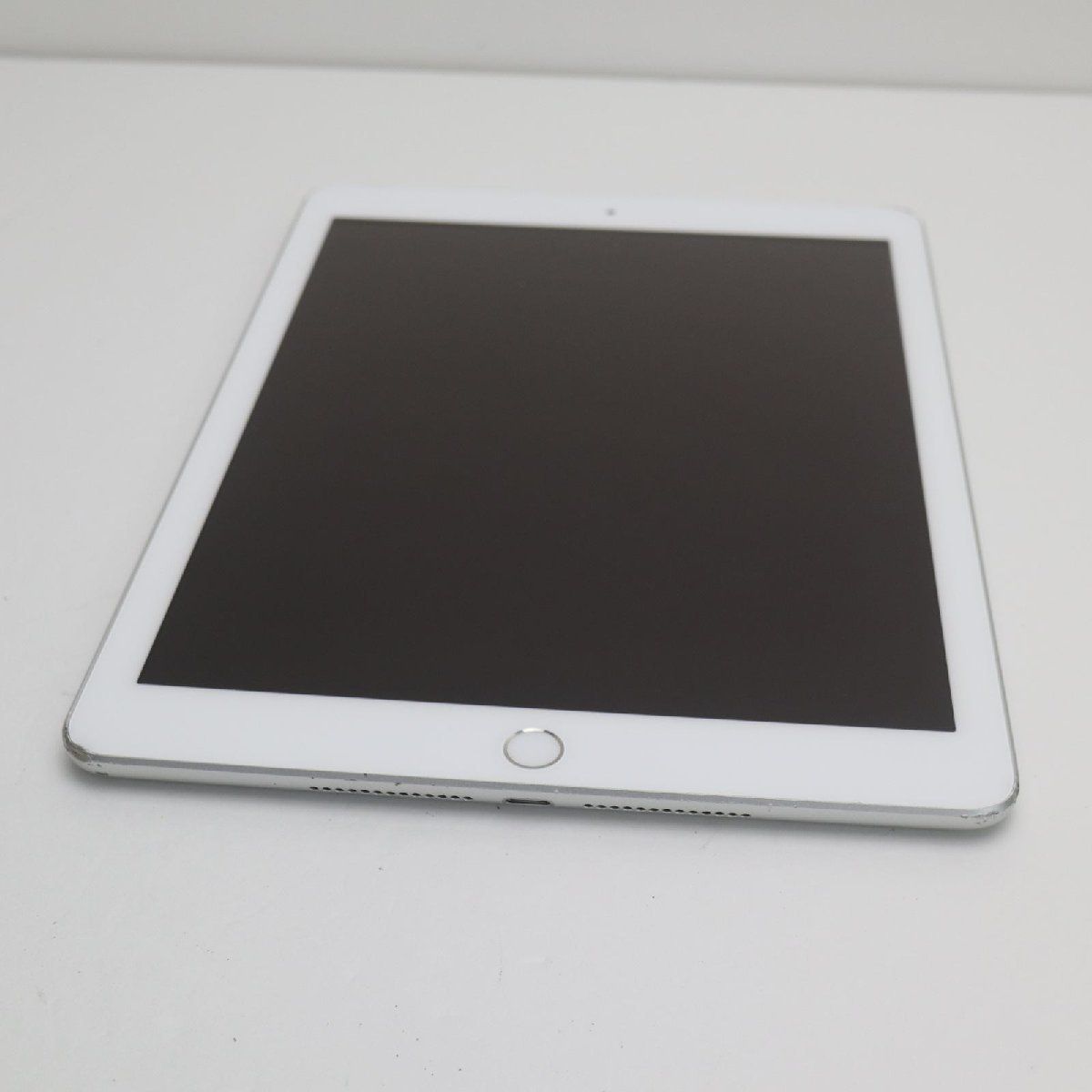 良品中古 SIMフリー iPad 第6世代 128GB シルバー タブレット 白ロム 