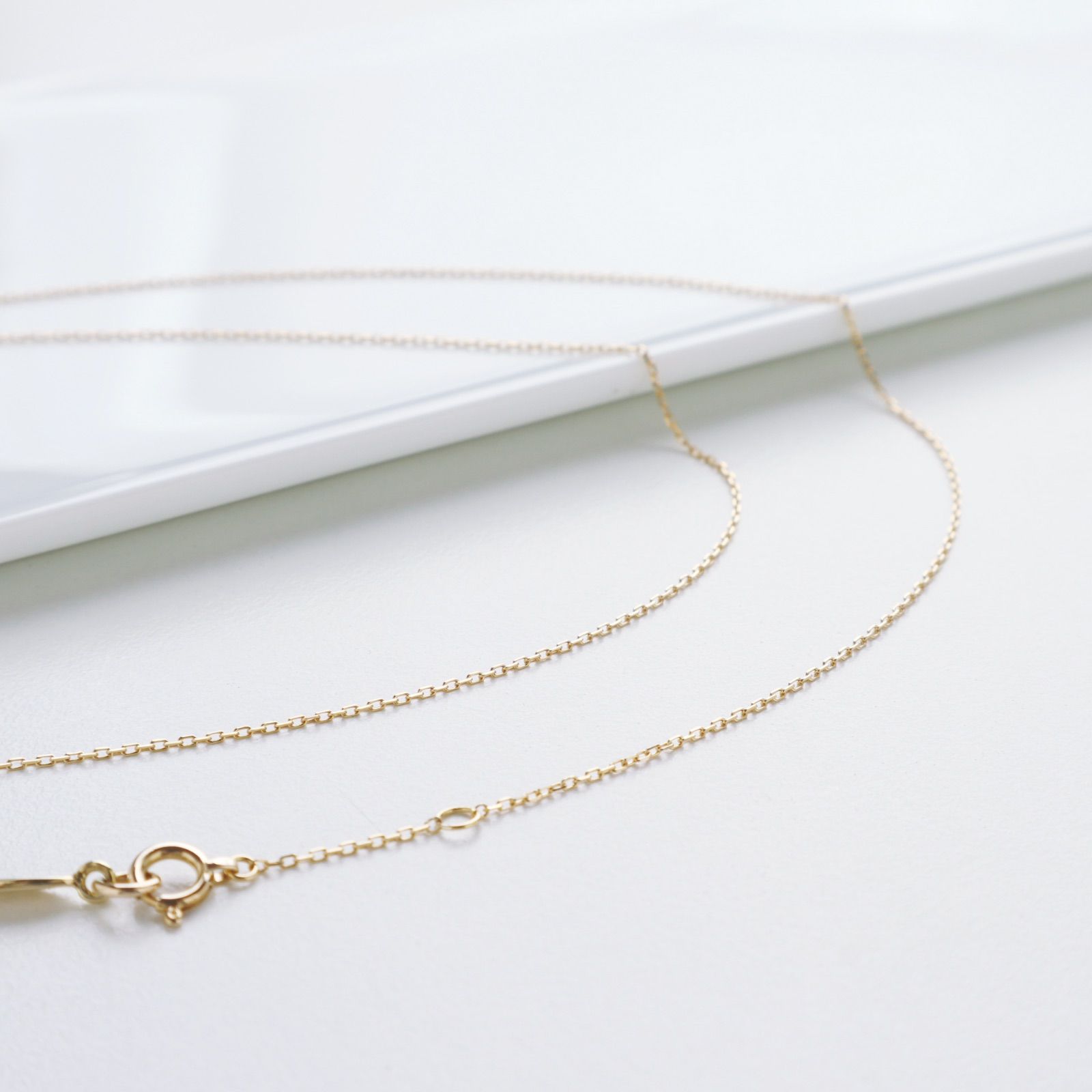 AHKAH アーカー イニシャルR K18 ダイヤモンド D.0.06ct ネックレス
