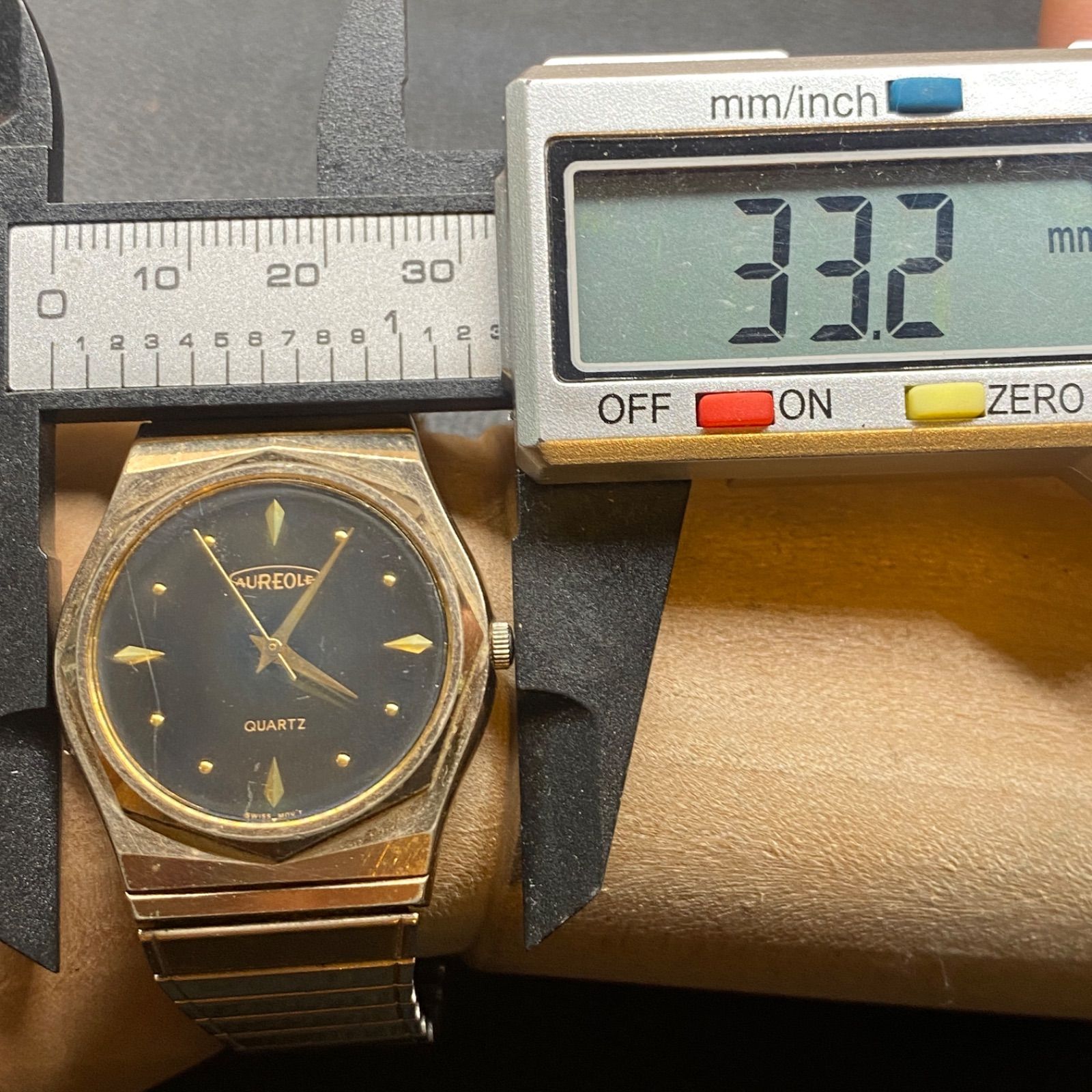 オレオール AUREOLE 腕時計 ゴールド ブラック盤 レディース メンズ