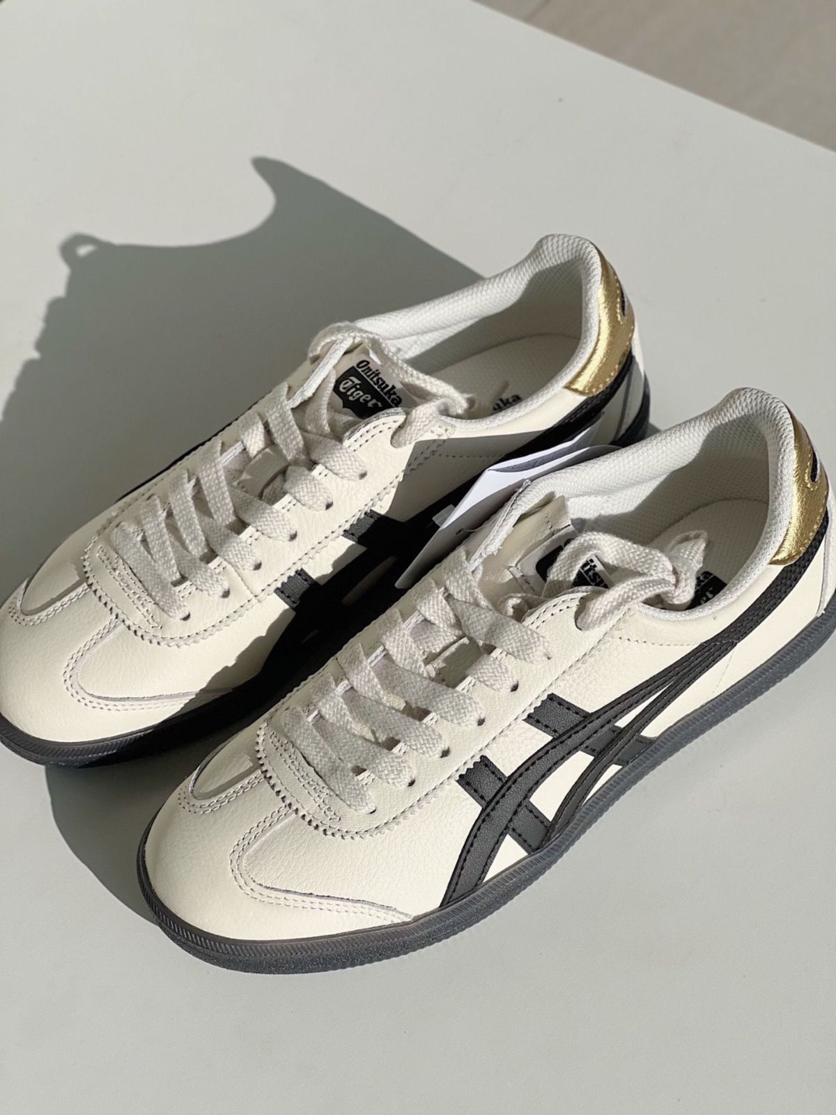 新品未使用 箱付 オニツカタイガー onitsuka tokuten