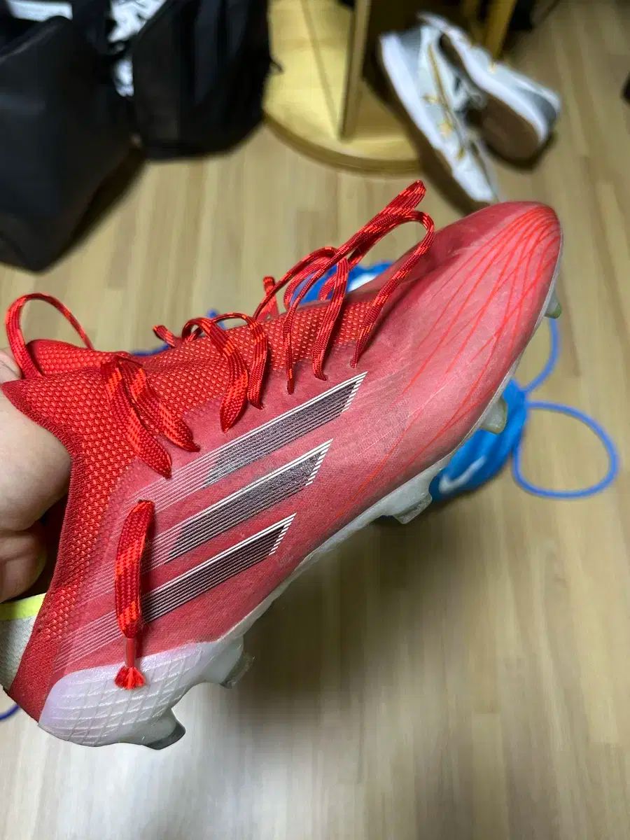 世界120足限定 PUMA プーマ ウルトラ1.4 KUN FG/AG アグエロ 世界120足限定 PUMA プーマ ウルトラ1.4 KUN FG/AG アグエロ 世界120足限定