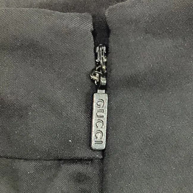 GUCCI ブラック タイトスカート 40 GUCCI グッチ タイトスカート 40 未使用 黒 ブラック 本物