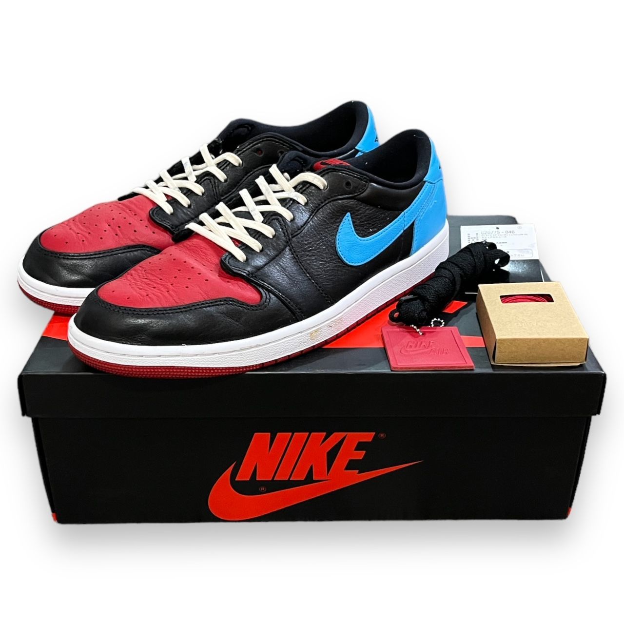 国内正規 NIKE WMNS AIR JORDAN 1 RETRO LOW OG NC to Chicago CZ0775