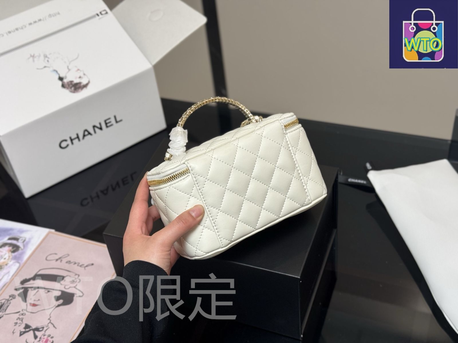 CHANEL BEAUTE Beauty Makeup Jewelry Drawer Storage Box With