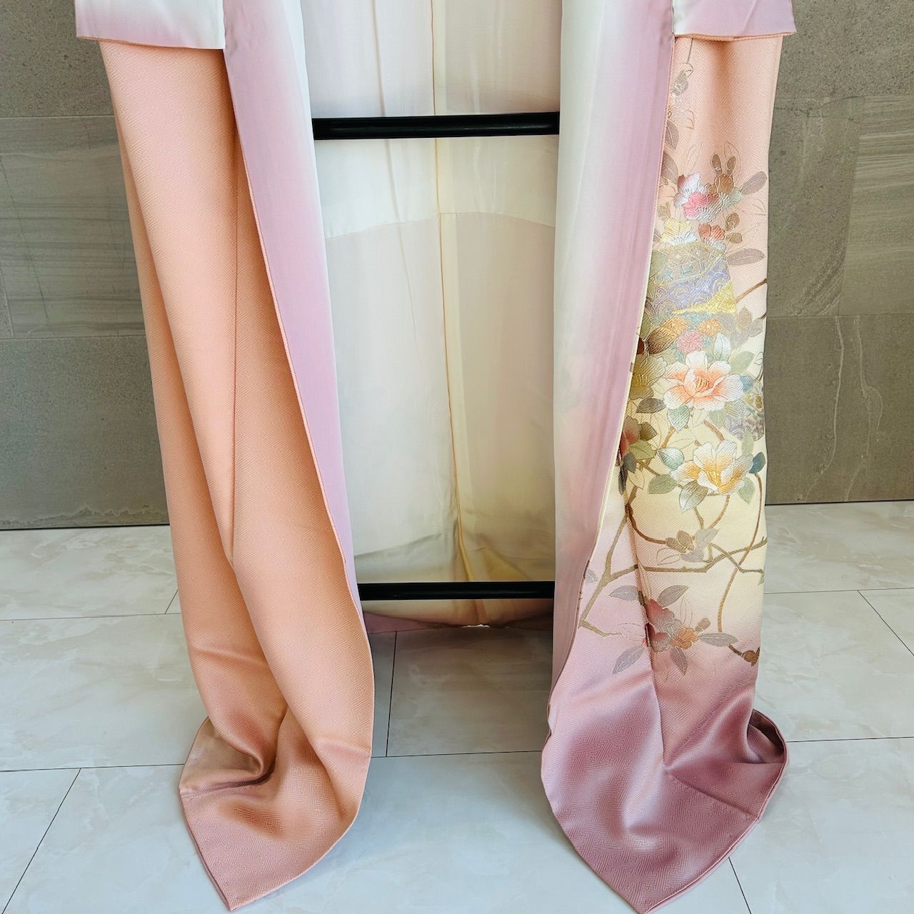 付け下げ 着物 美品 ピンク ピンク系 花柄 上品 管理番号ARCYMI1682 