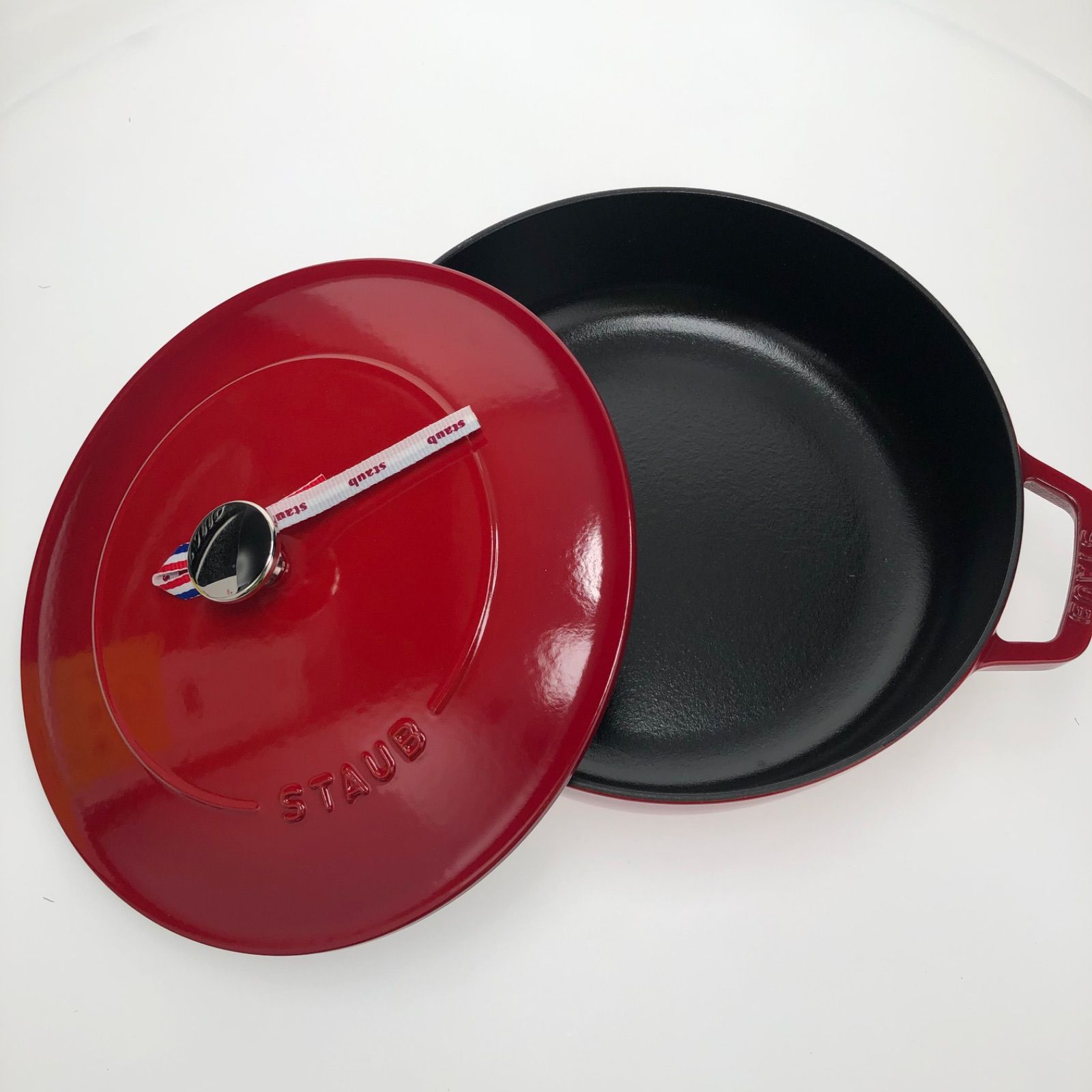 staub ストウブ ブレイザー ソテーパン チェリー 26cm staub ストウブ