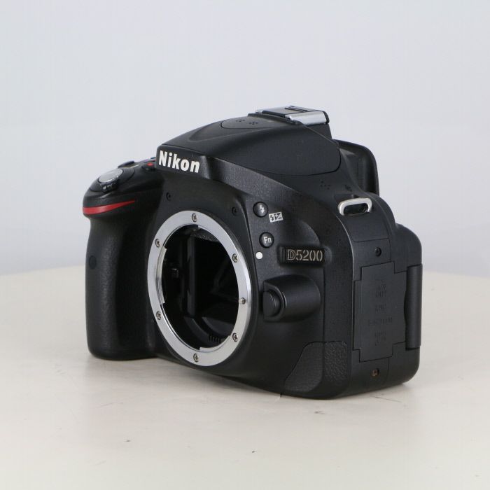 Nikon D5200