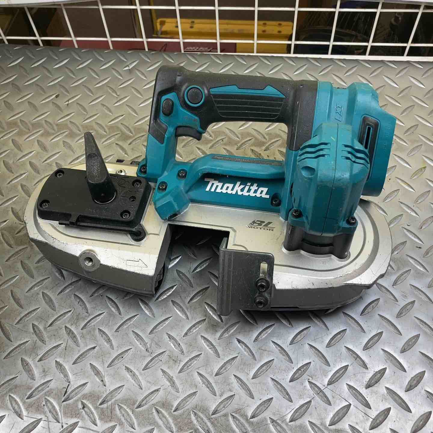 マキタ makita コードレスポータブルバンドソー PB184DZ 川崎店